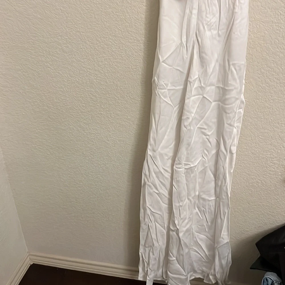 Bardot Wyn Satin Halter Dress in orchid white - Picture 15 of 16